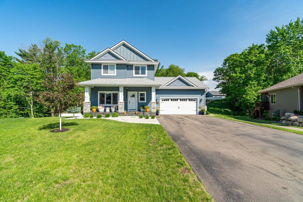 1585 Pinehurst CT, Altoona, WI 54720