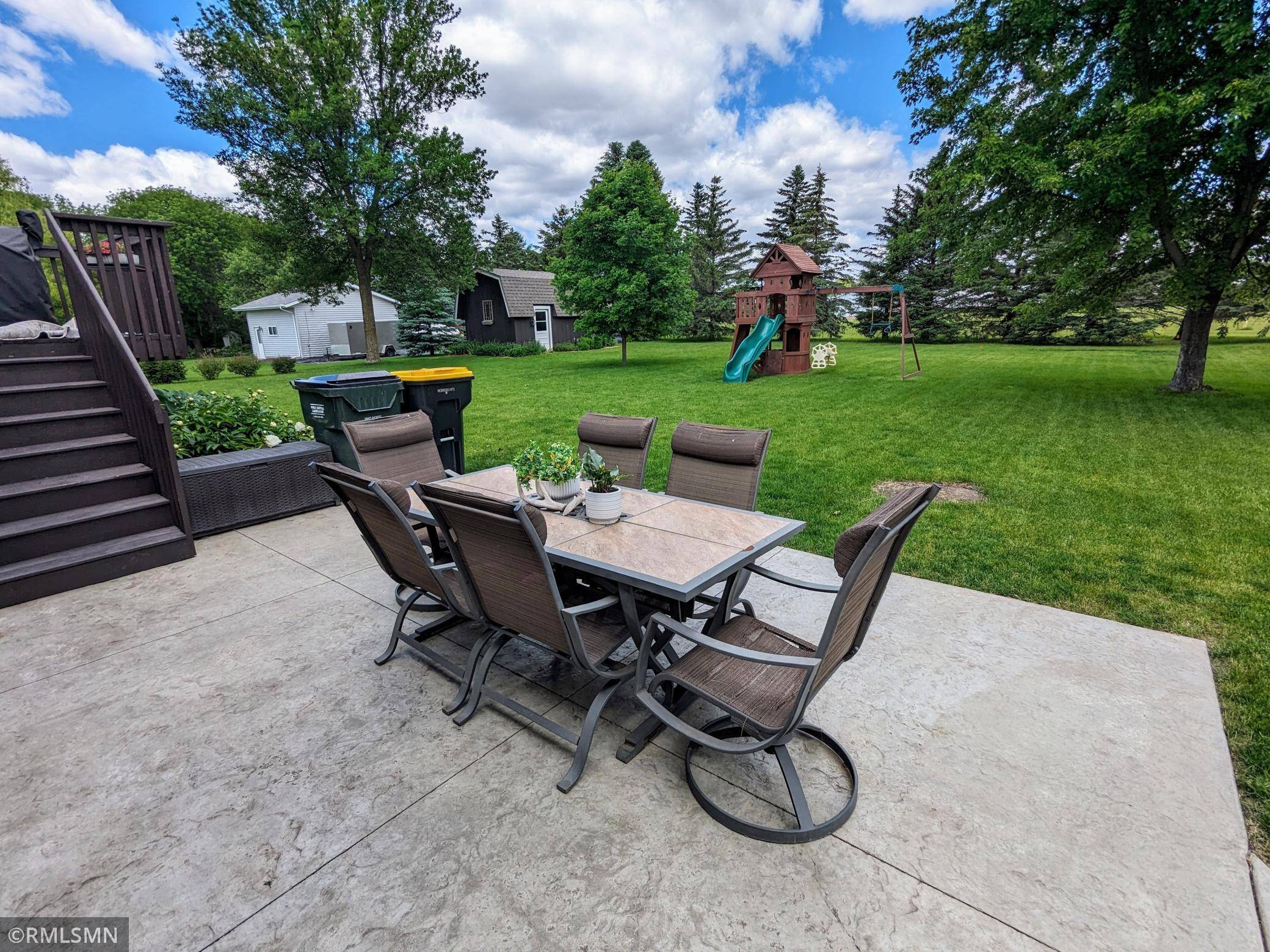 540 Ranchwood DR, Bird Island, MN 55310