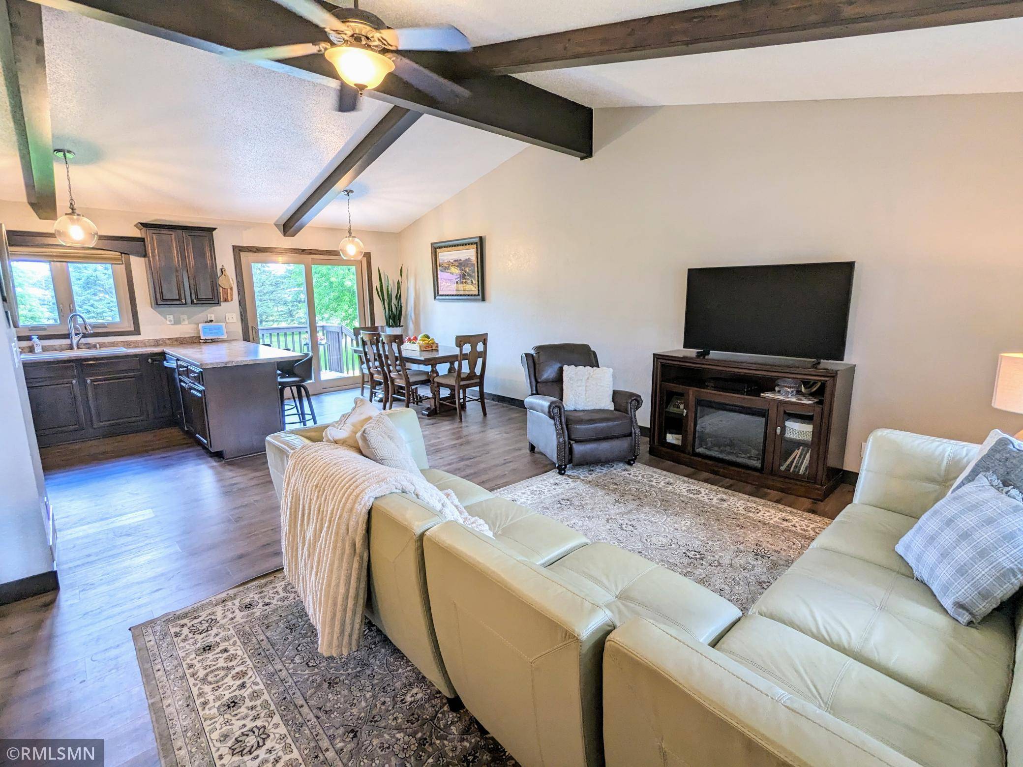 540 Ranchwood DR, Bird Island, MN 55310