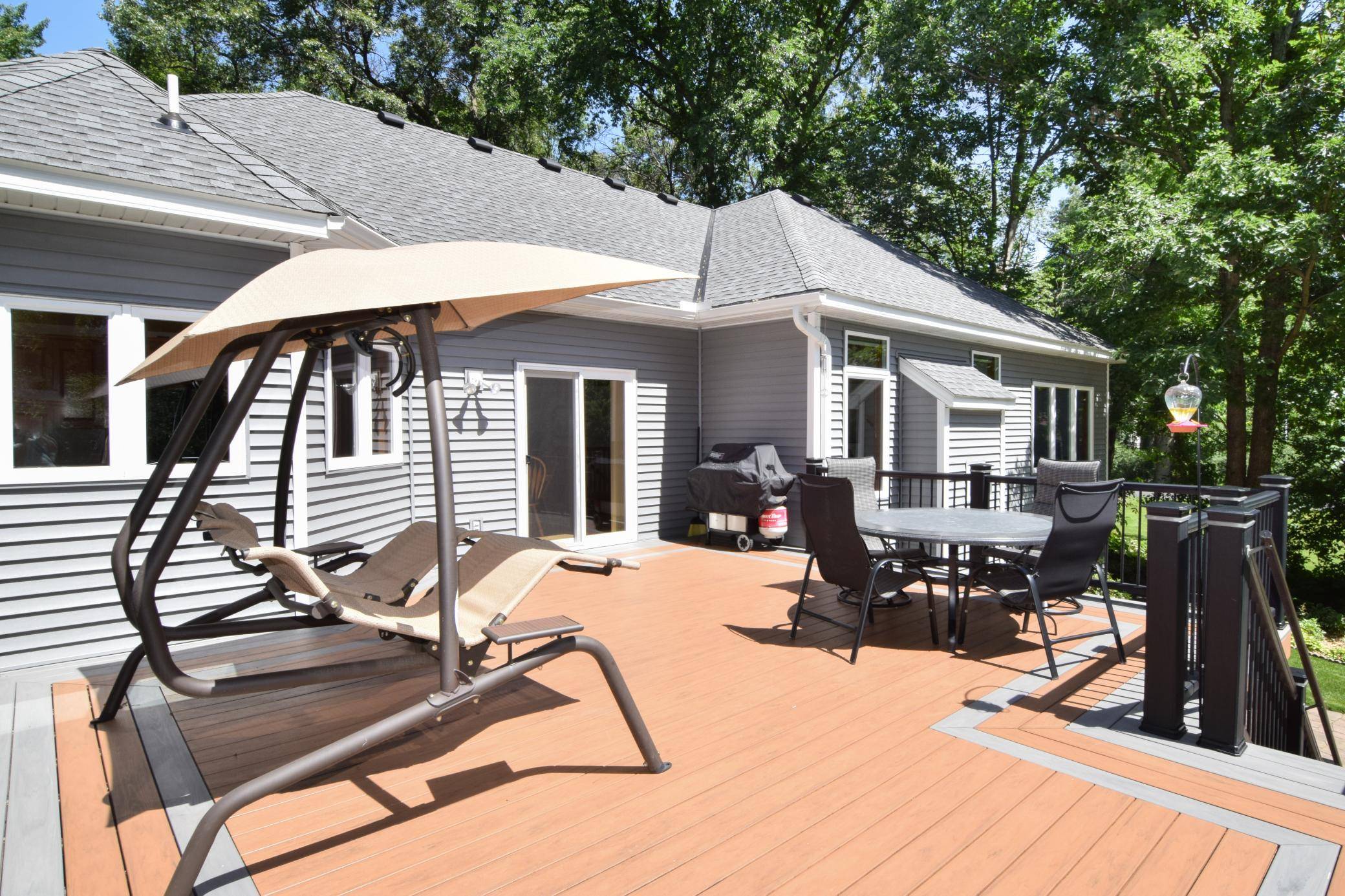 1514 Cloud DR NE, Blaine, MN 55449