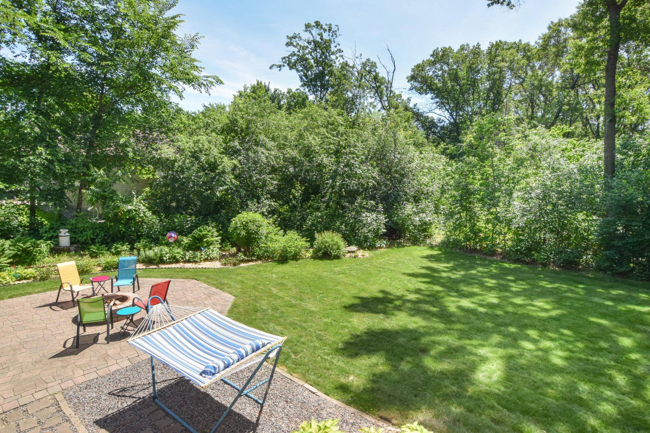 1514 Cloud DR NE, Blaine, MN 55449
