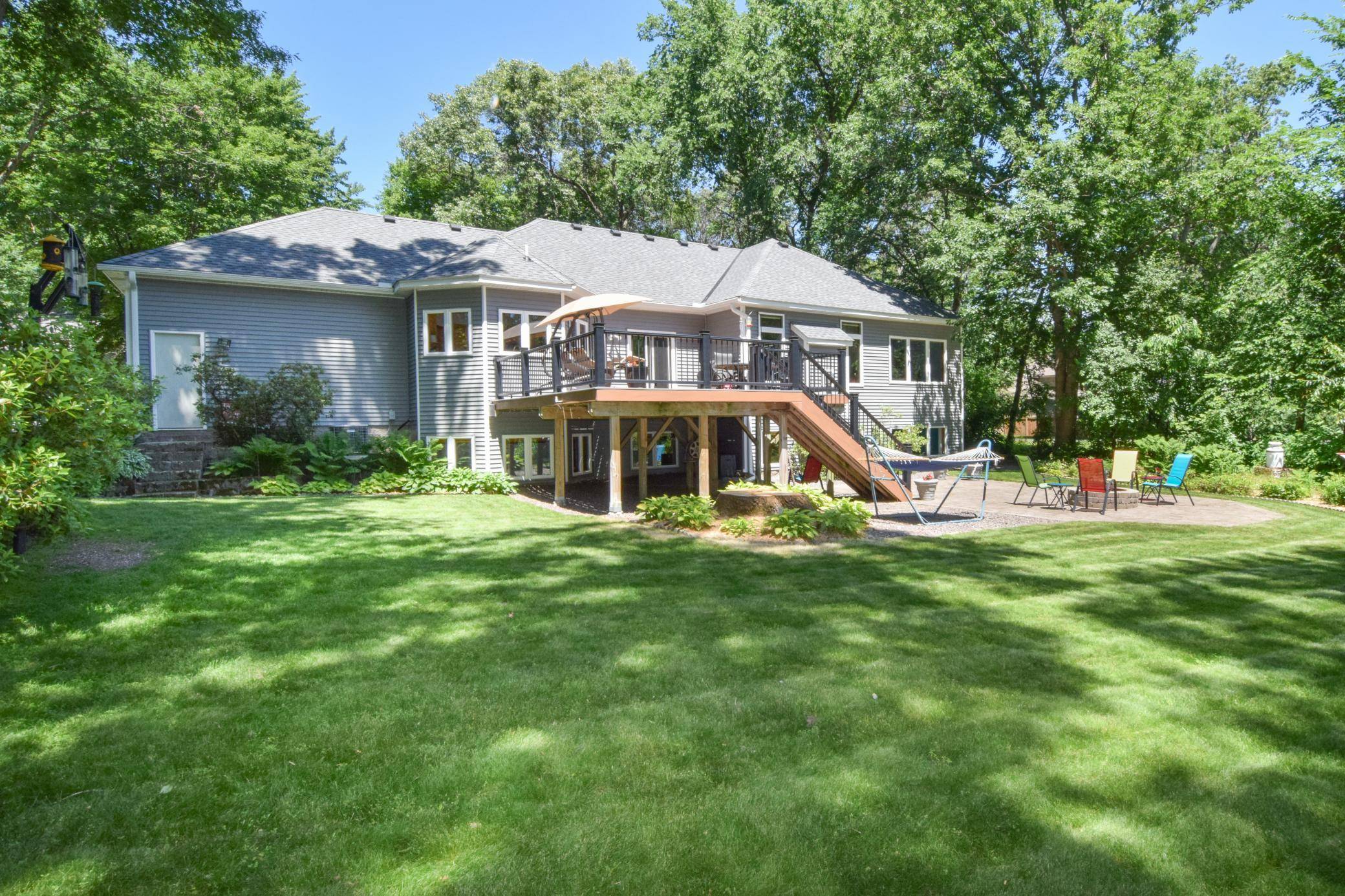 1514 Cloud DR NE, Blaine, MN 55449