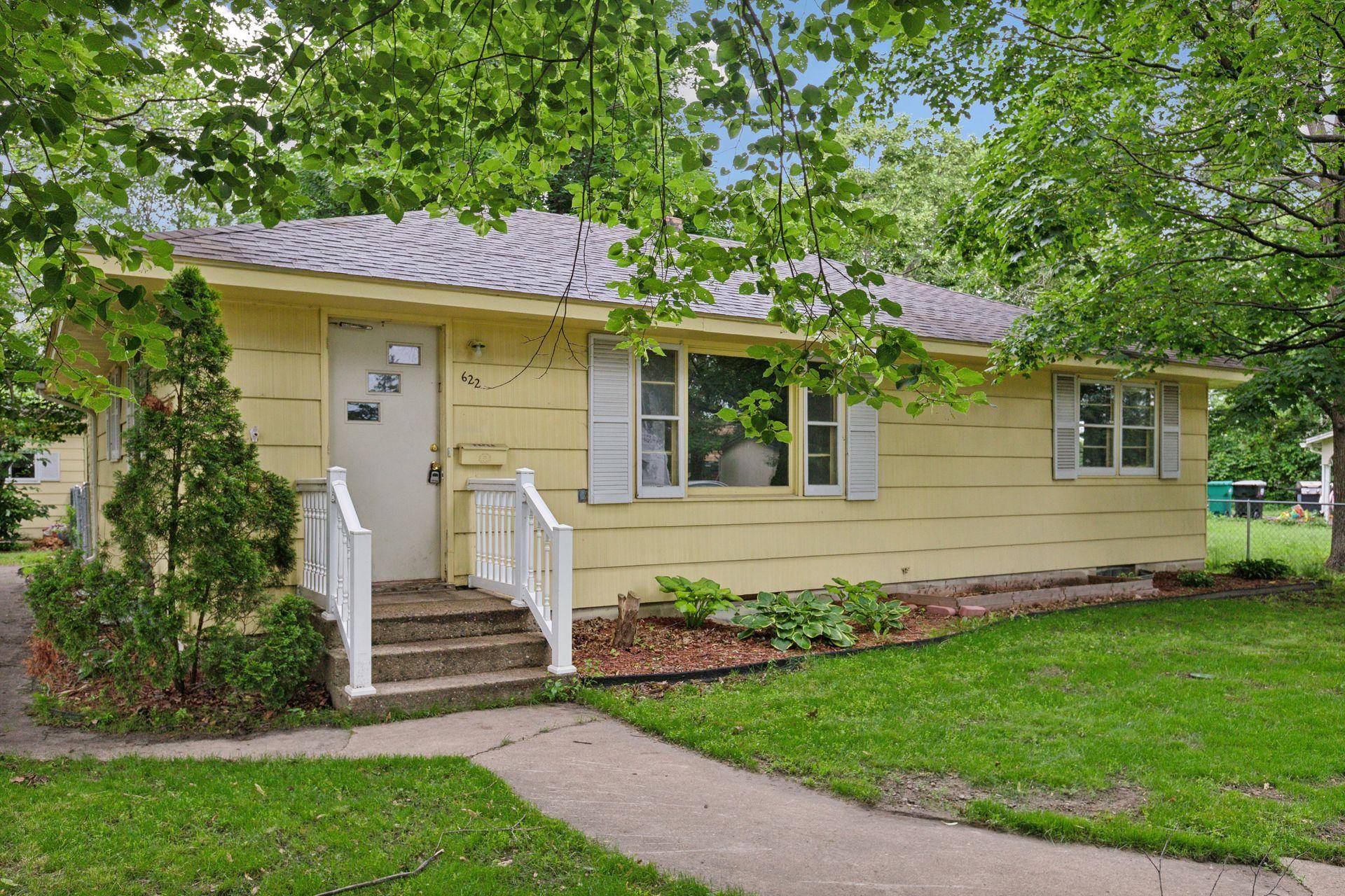 622 Jackson ST, Anoka, MN 55303