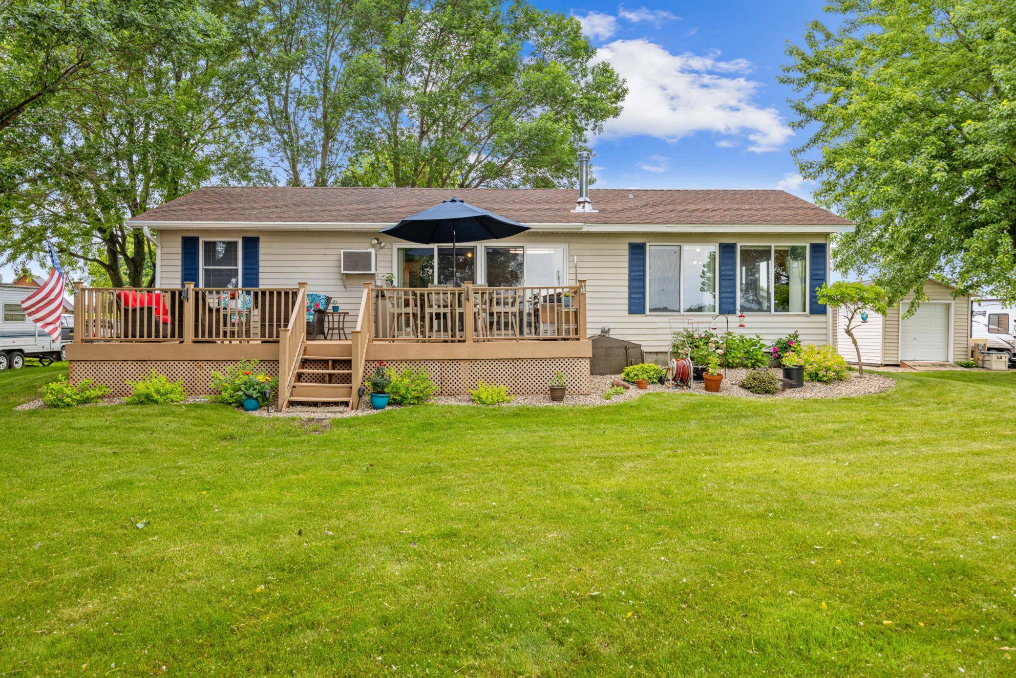 3832 Norris AVE NW, Annandale, MN 55302