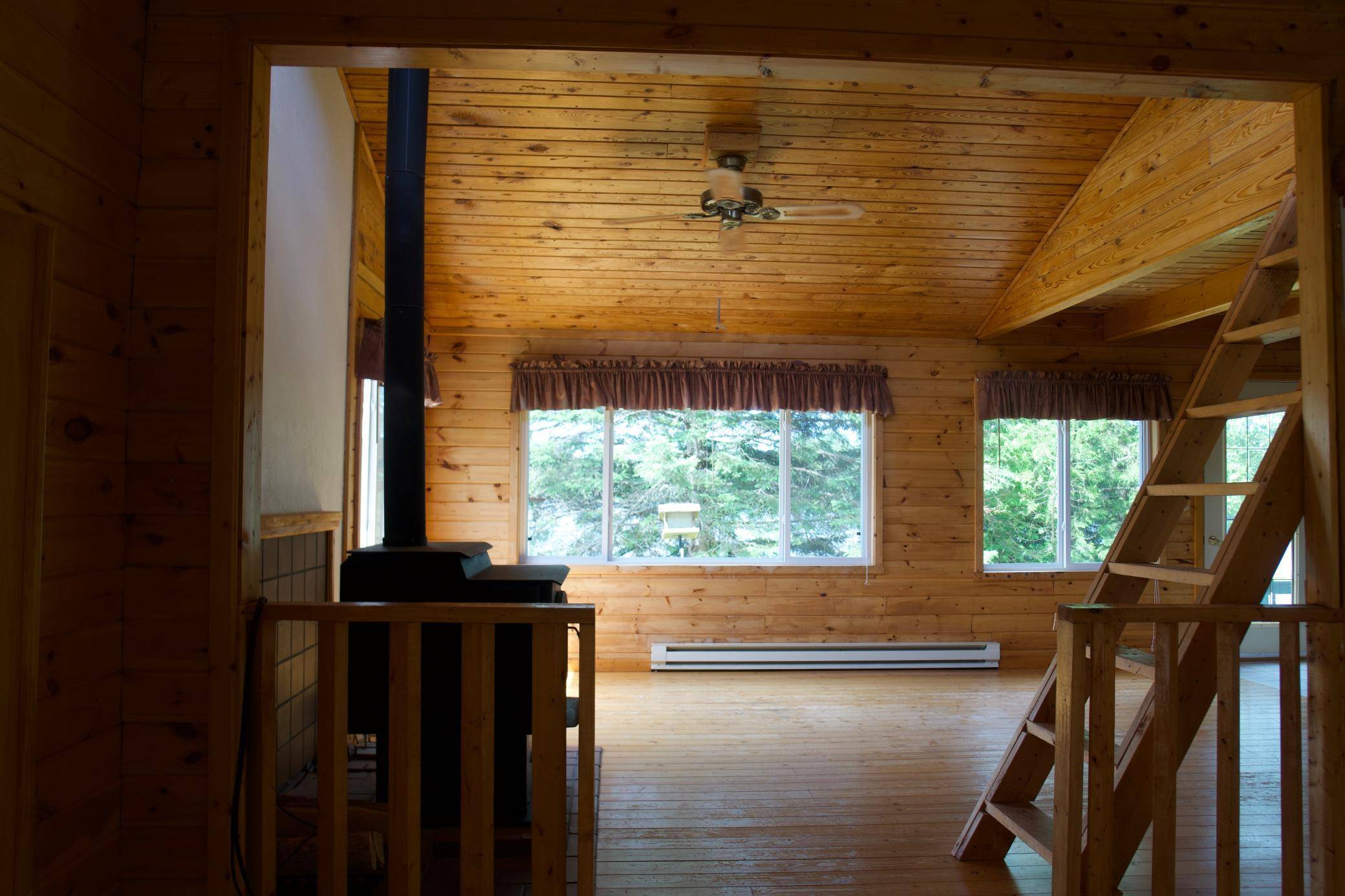 14183 Shoreline TRL, Bagley, MN 56621