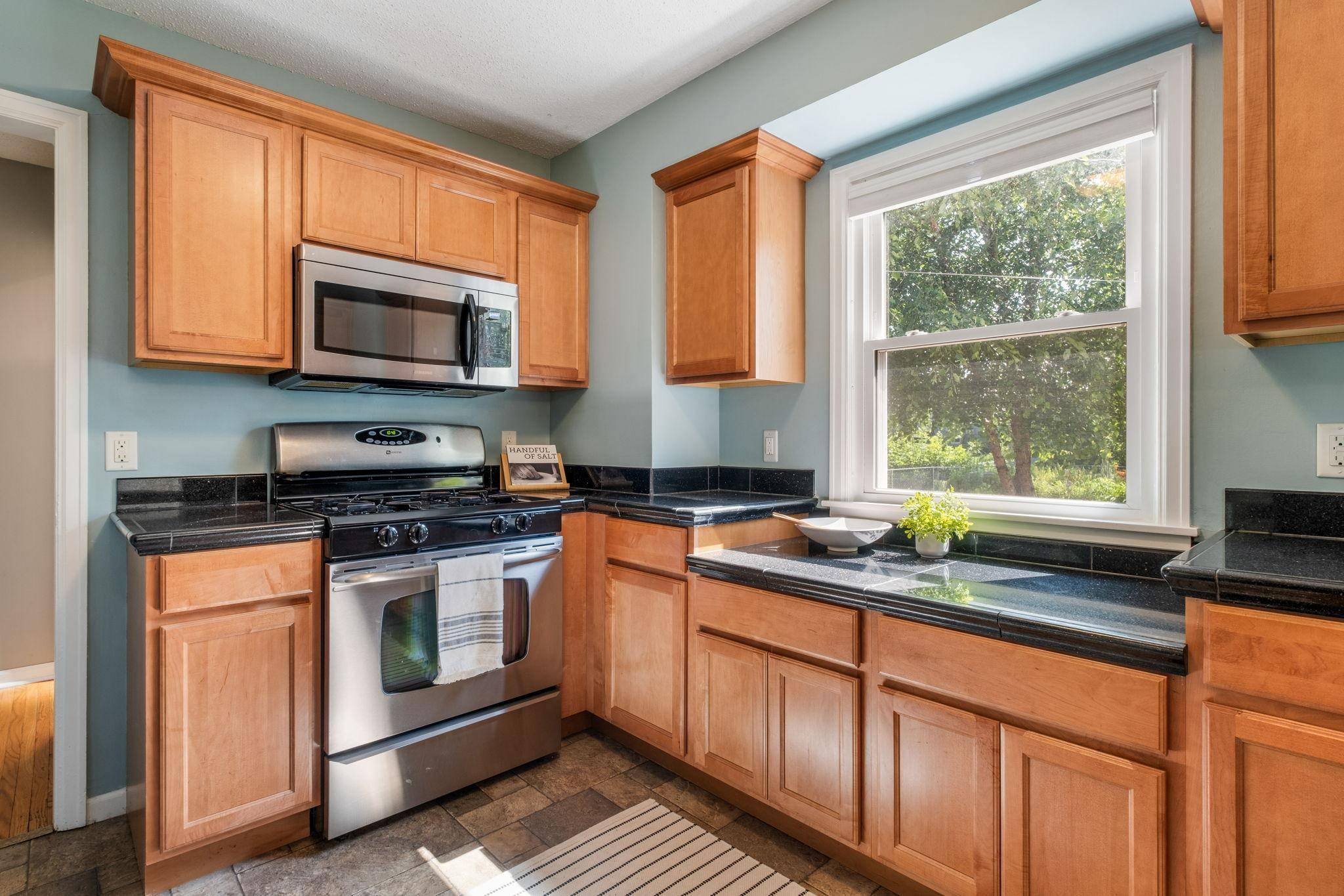 7133 Clinton AVE, Richfield, MN 55423