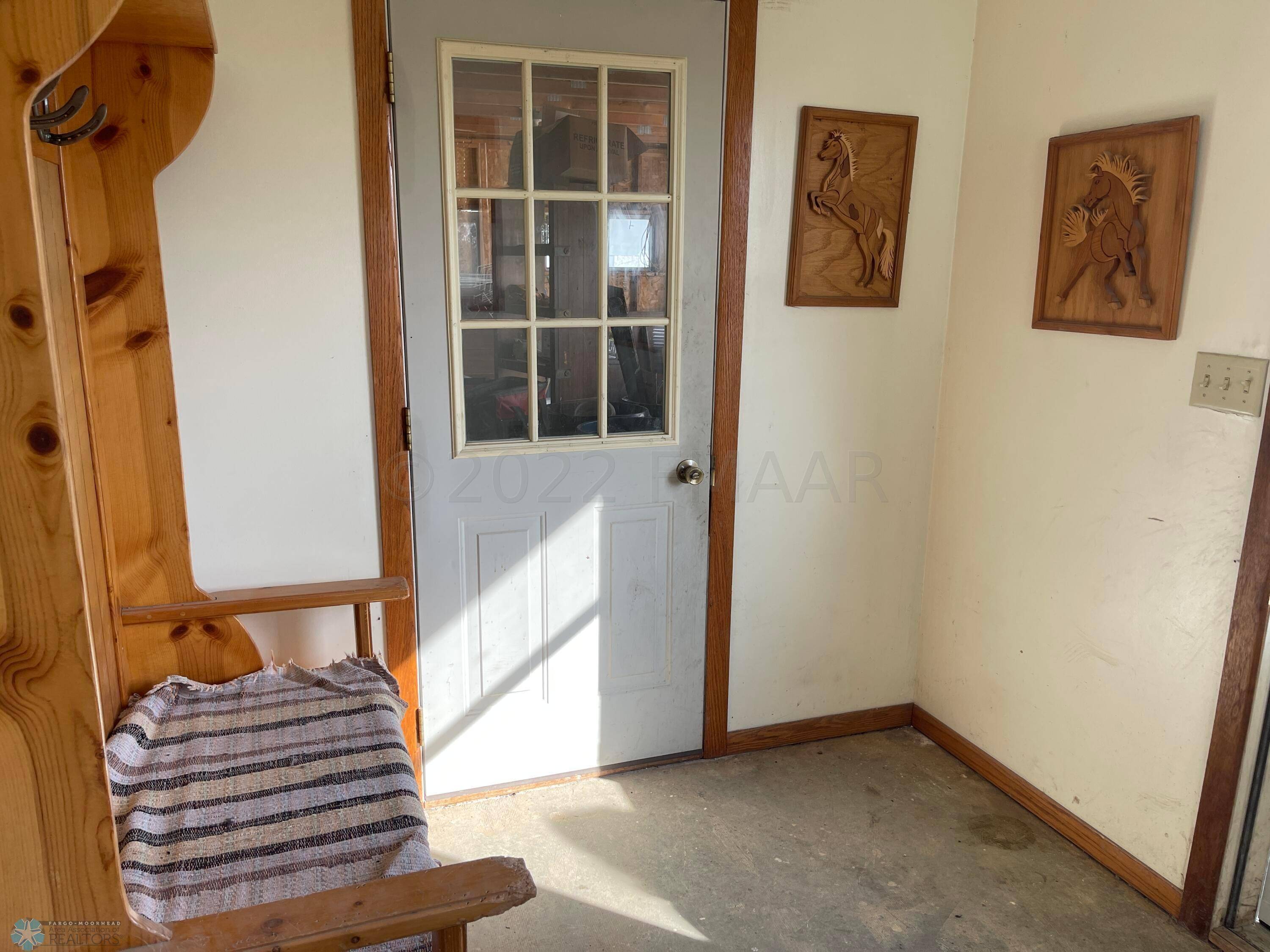 9434 144TH AVE SE, Cayuga, ND 58013