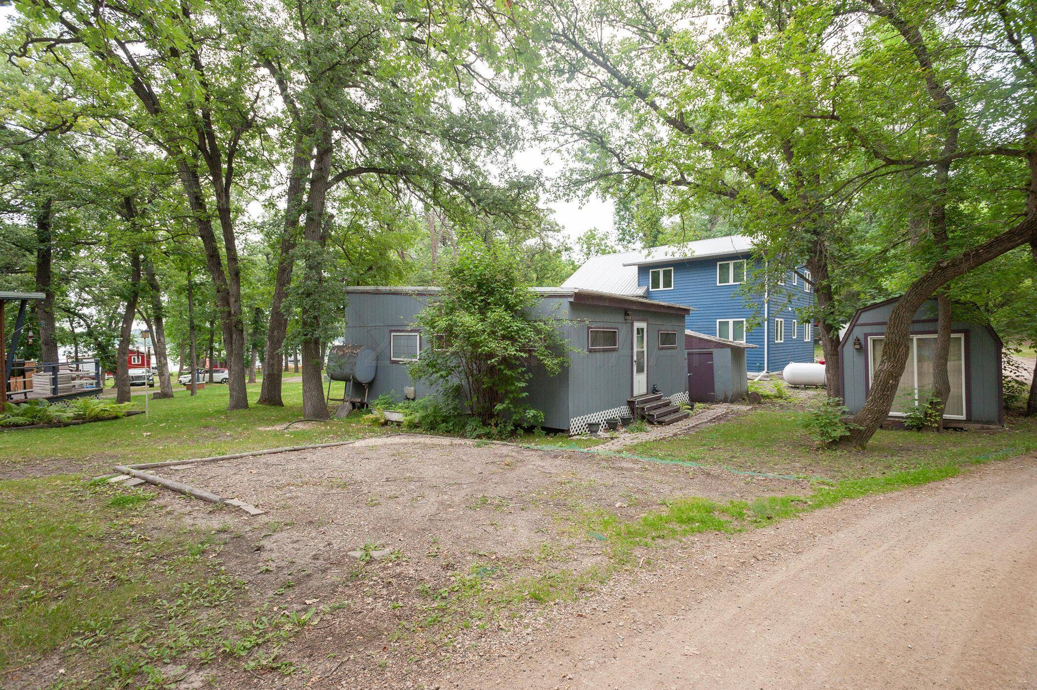 114 HAINES DR, Binford, ND 58416