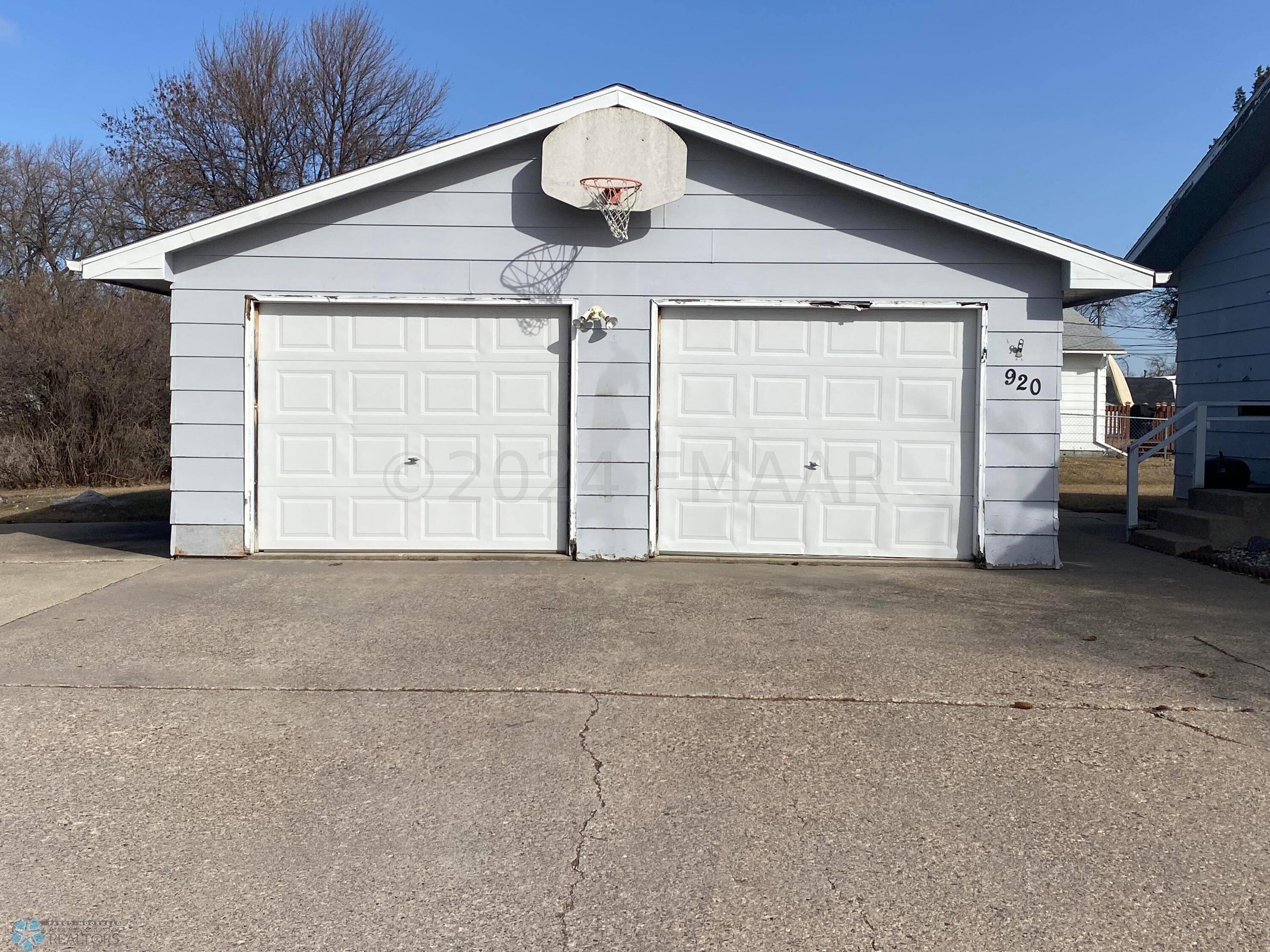 920 WALSH ST, Crookston, MN 56716