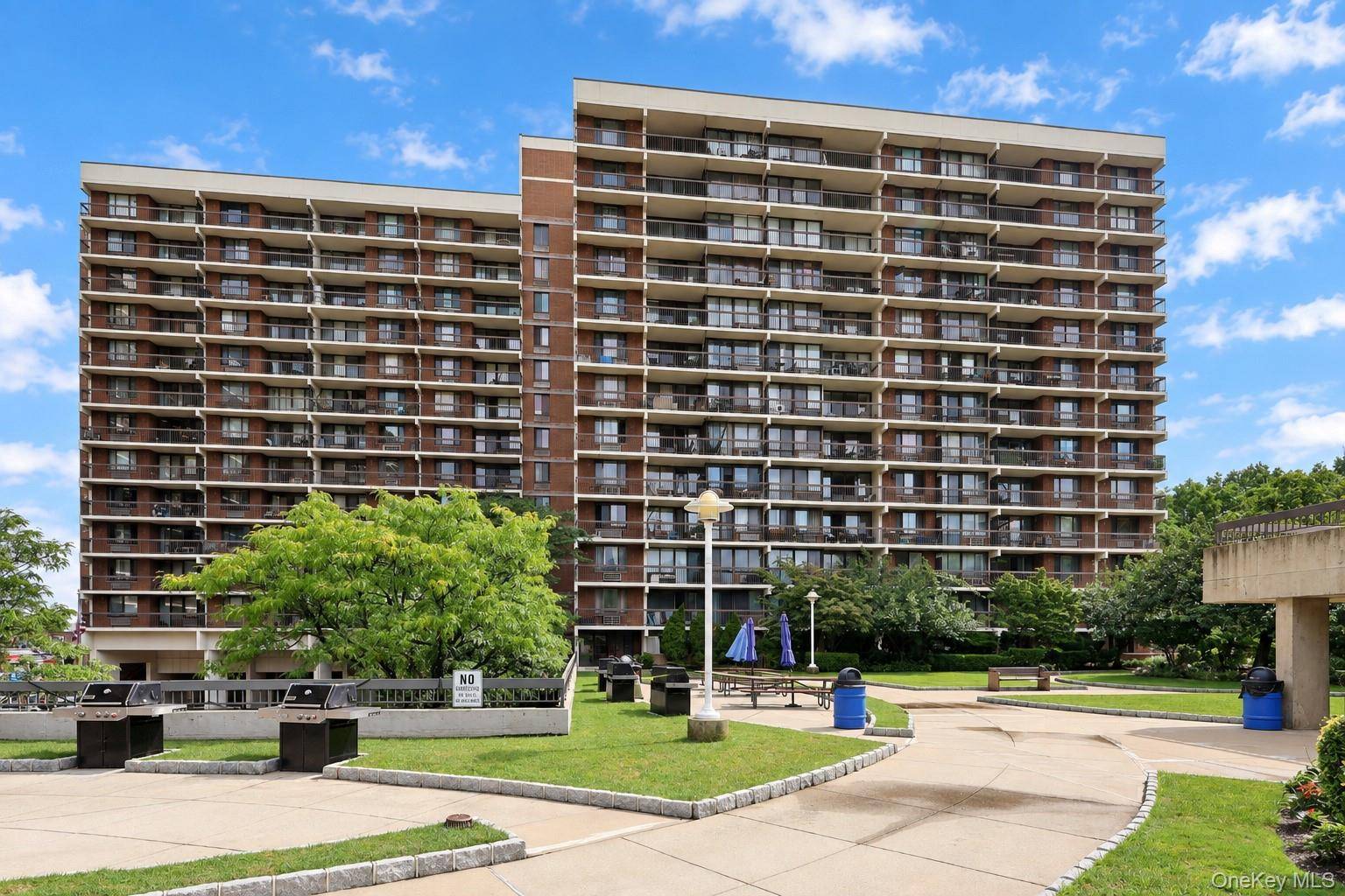 150-38 Union TPKE #8D, Flushing, NY 11367,Video Tour