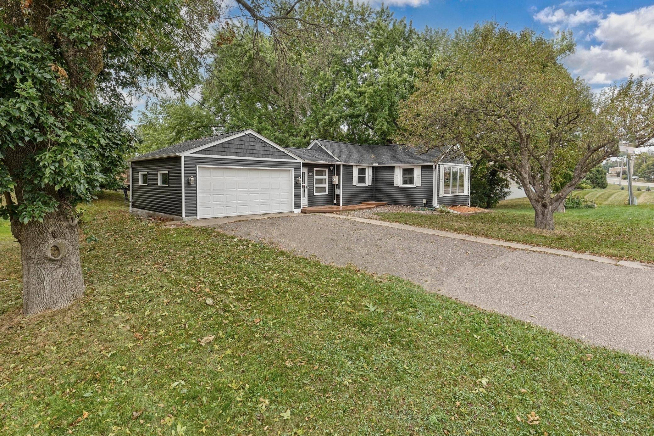 575 Hamel RD, Medina, MN 55340