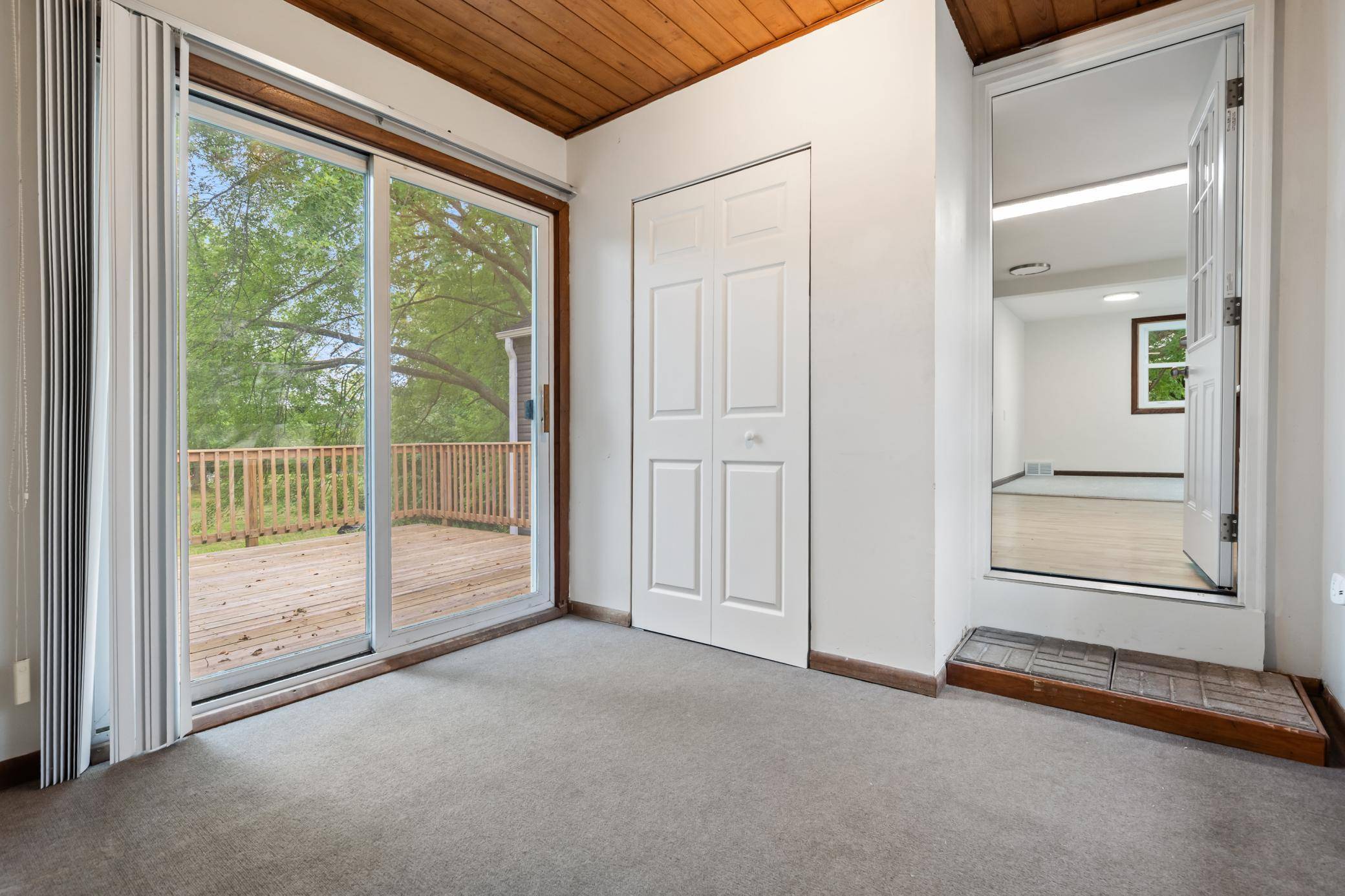 575 Hamel RD, Medina, MN 55340