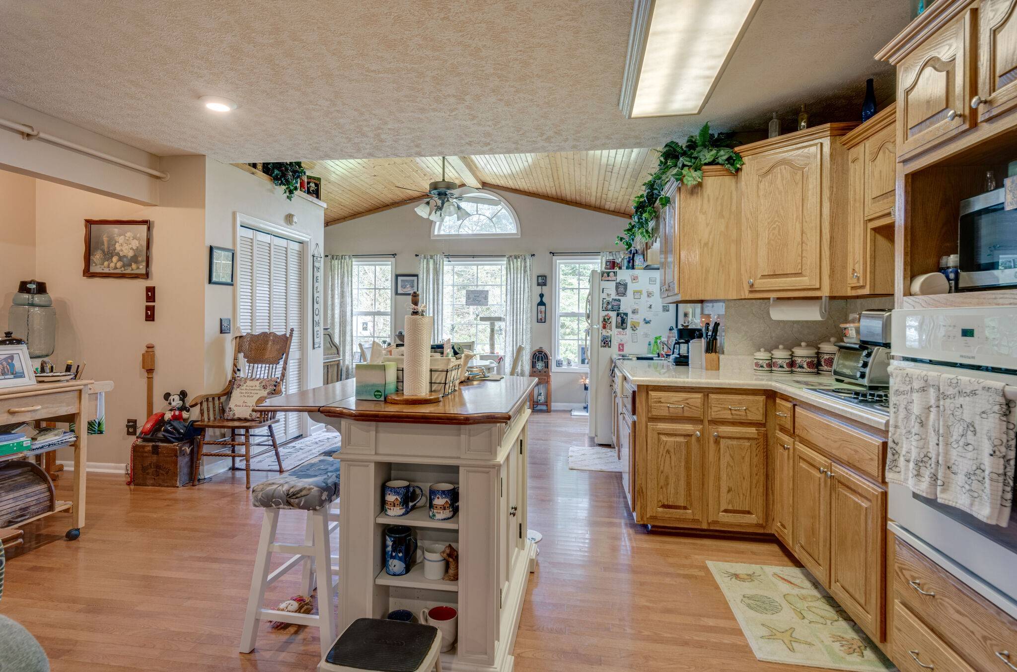 309 Bluebird Ln, Dickson, TN 37055