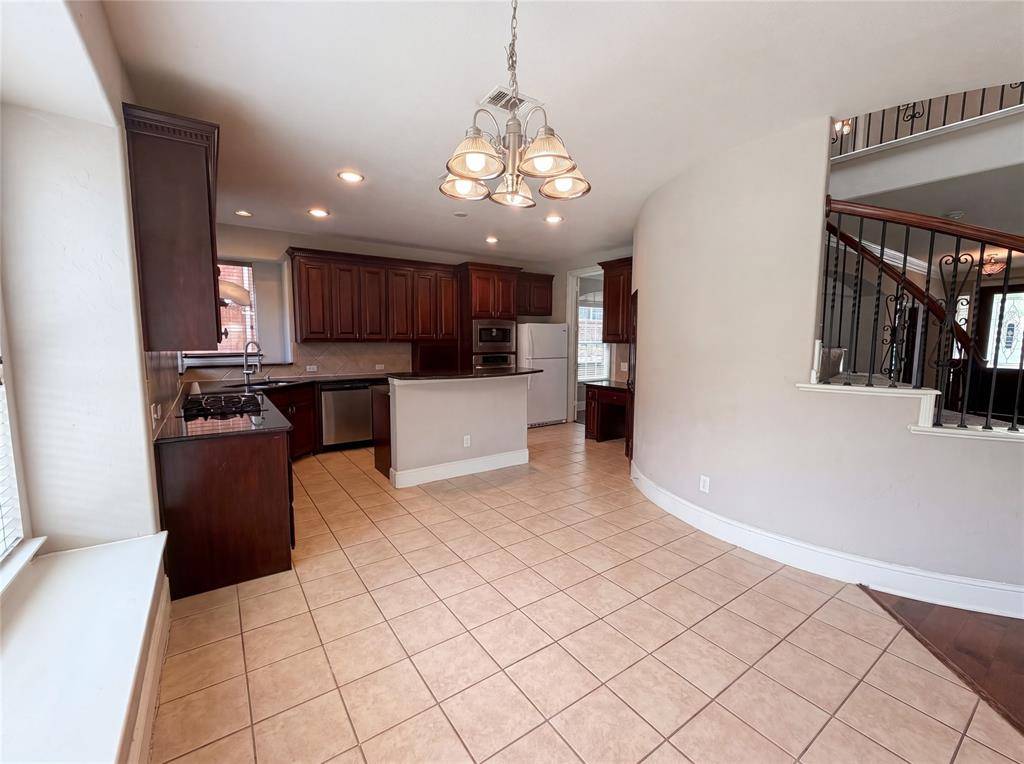 10330 Sandbar Drive, Irving, TX 75063