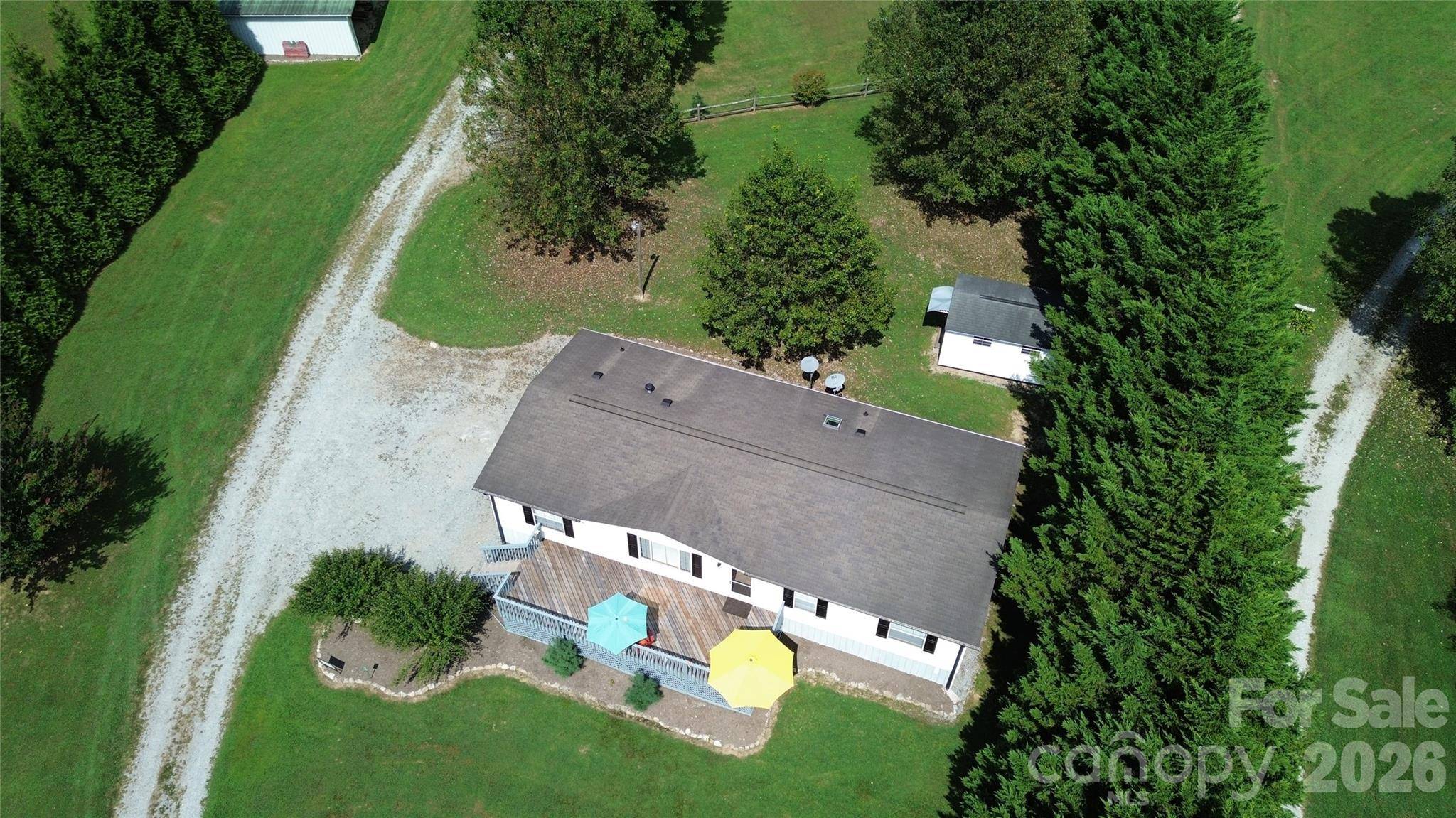 51 Little Hungry RD, Hendersonville, NC 28792