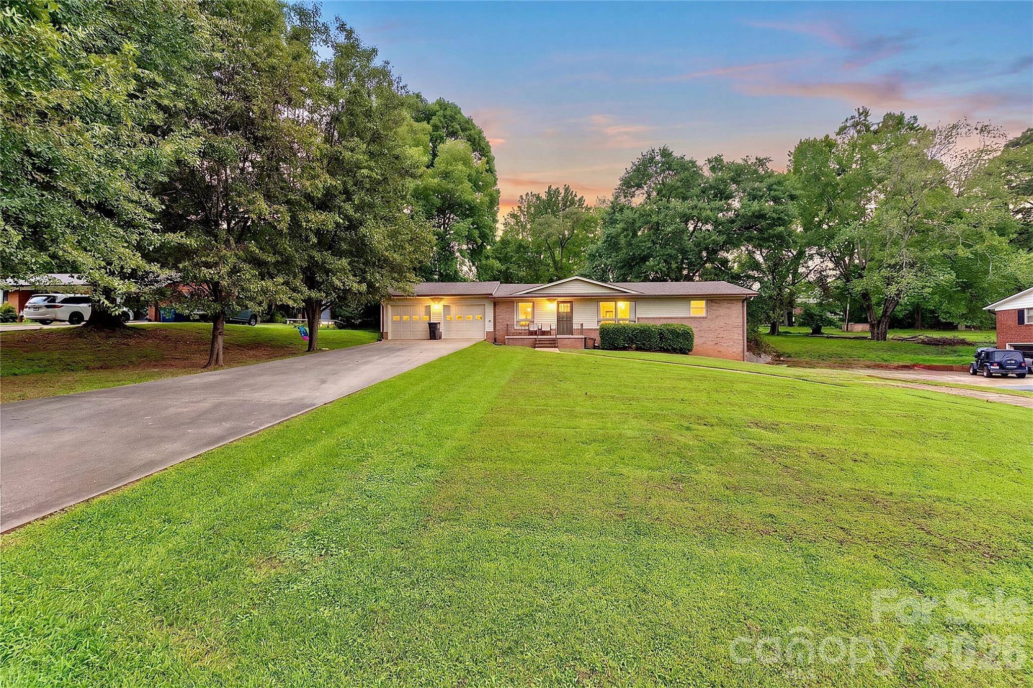 3333 Eastwood AVE, Morganton, NC 28655