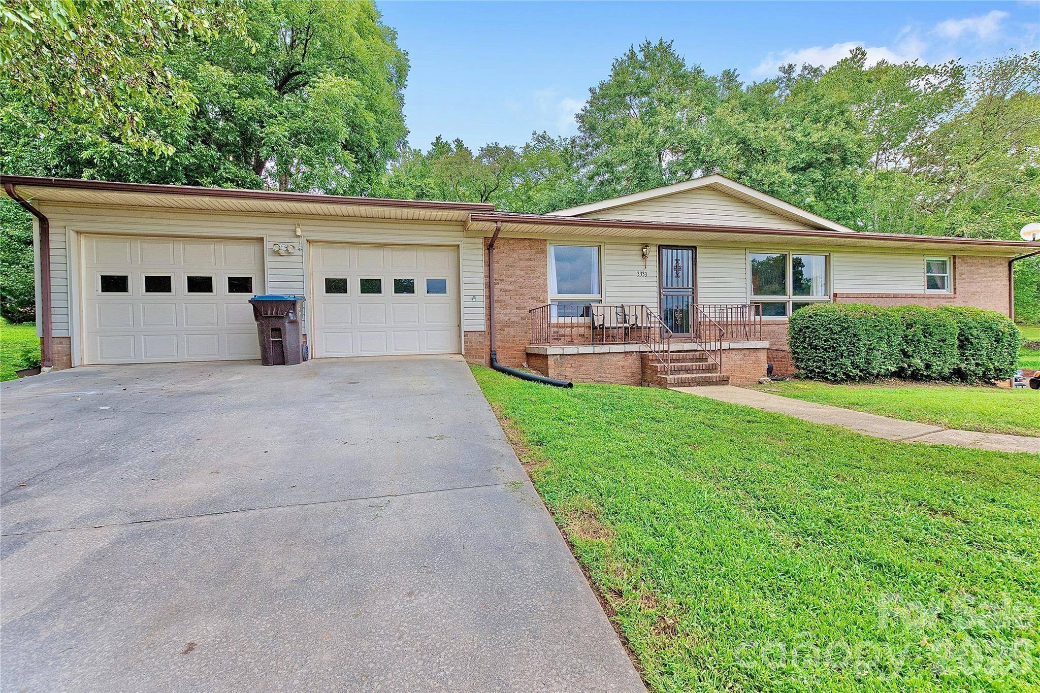 3333 Eastwood AVE, Morganton, NC 28655