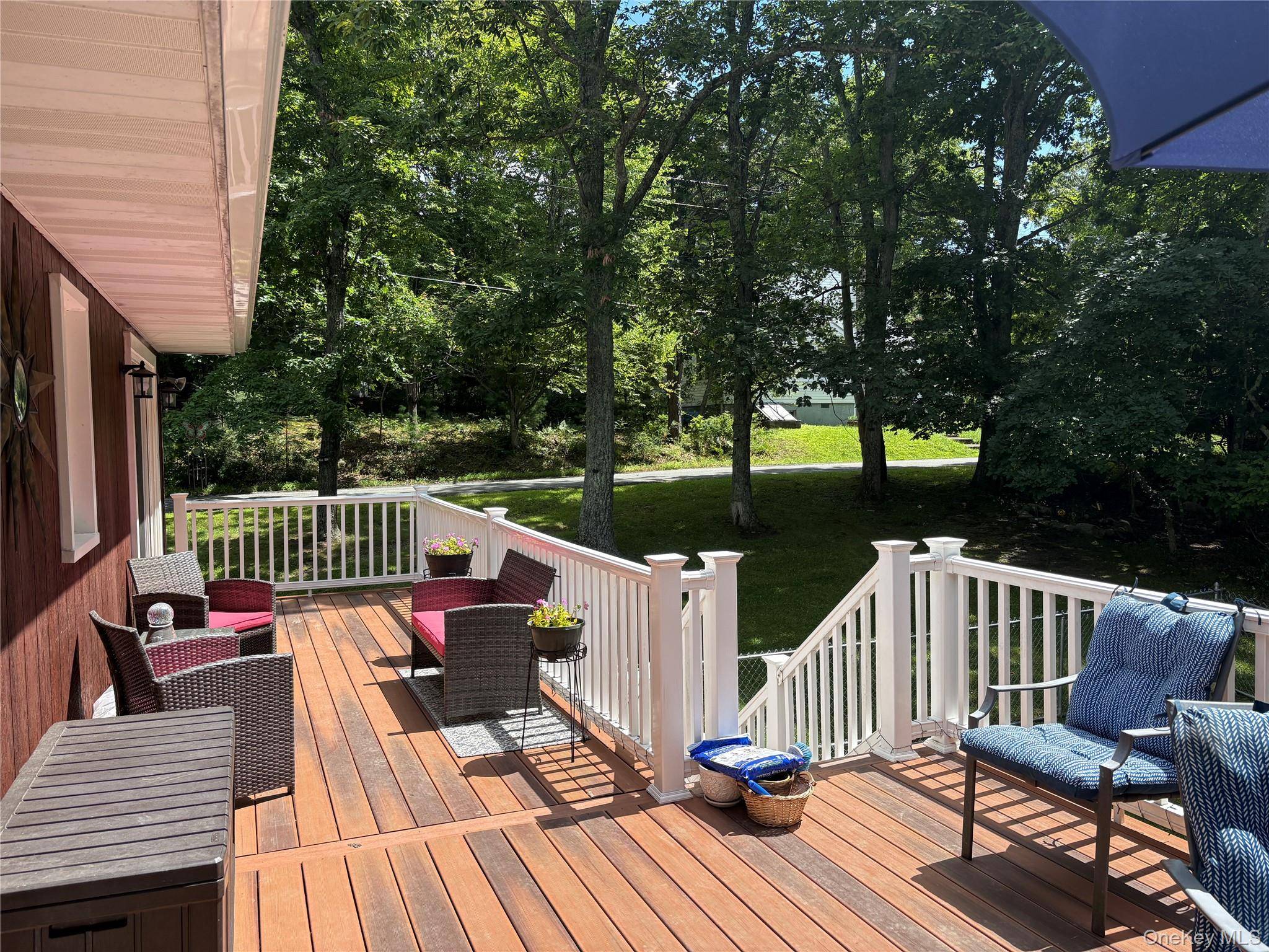 1 Walnut TRL, Wurtsboro, NY 12790