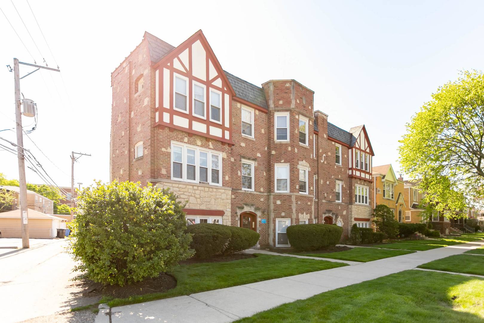 4943 N Monitor AVE #G, Chicago, IL 60630