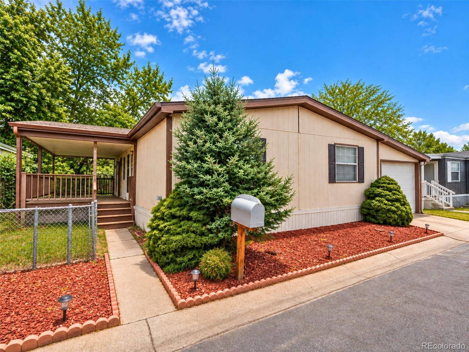 1681 Clark ST, Aurora, CO 80011