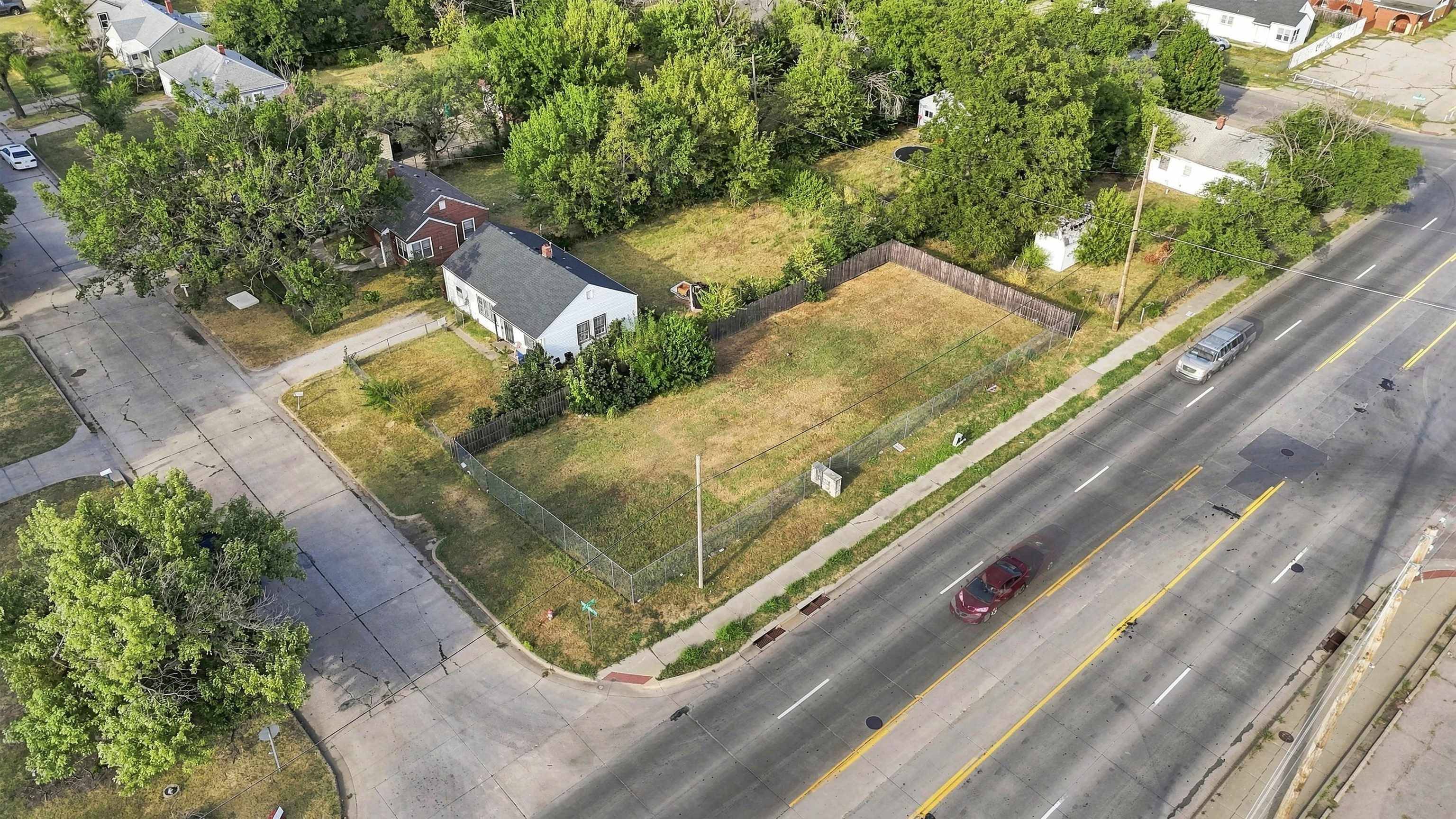 2202 N Minneapolis, Wichita, KS 67219