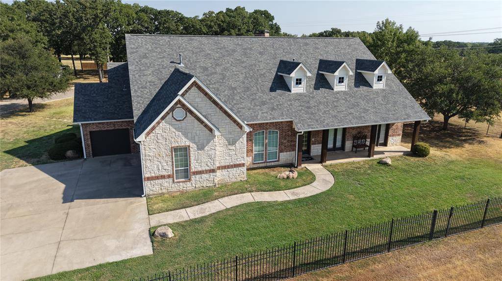 212 Oak Ridge Road, Denison, TX 75021
