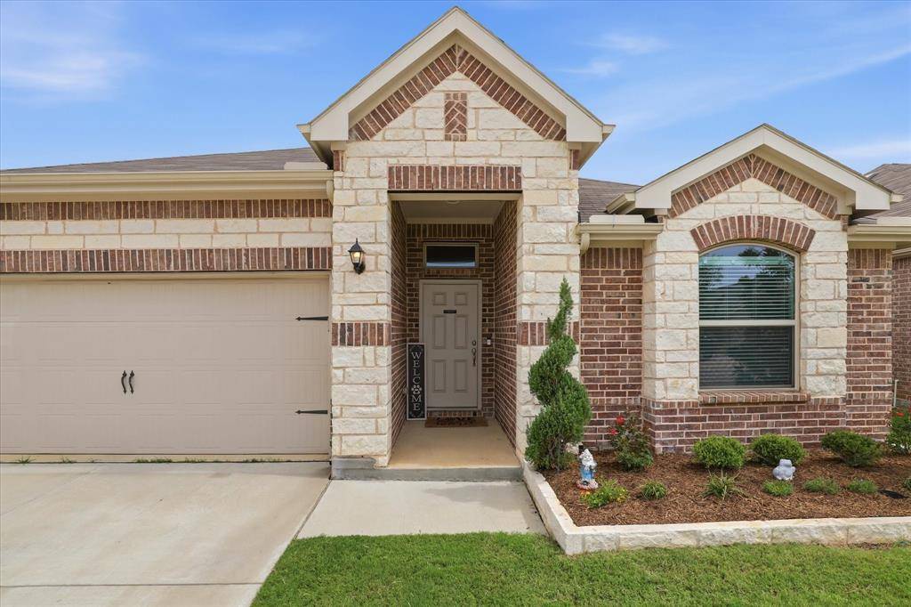 3728 Maroon Creek Road, Aubrey, TX 76227