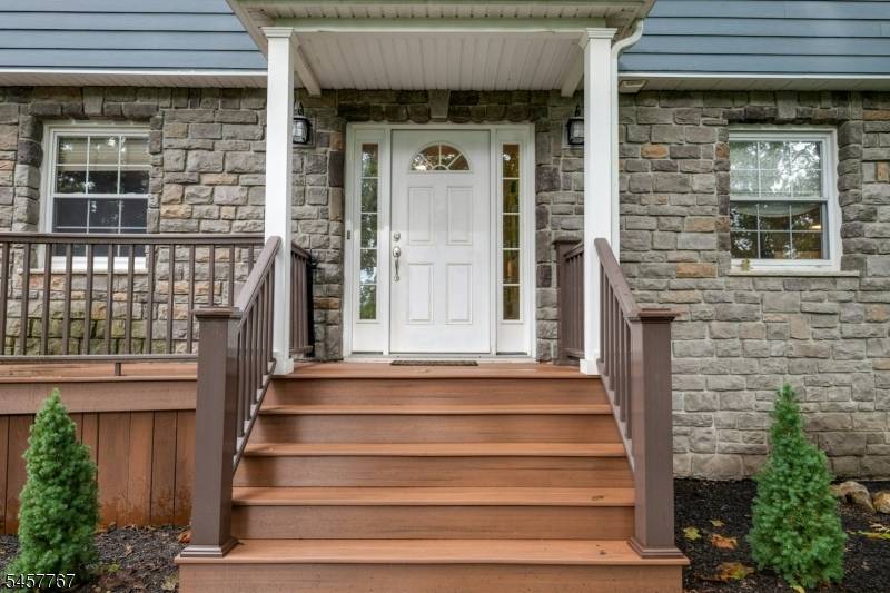 16 Rockledge Rd, Montville Twp., NJ 07045