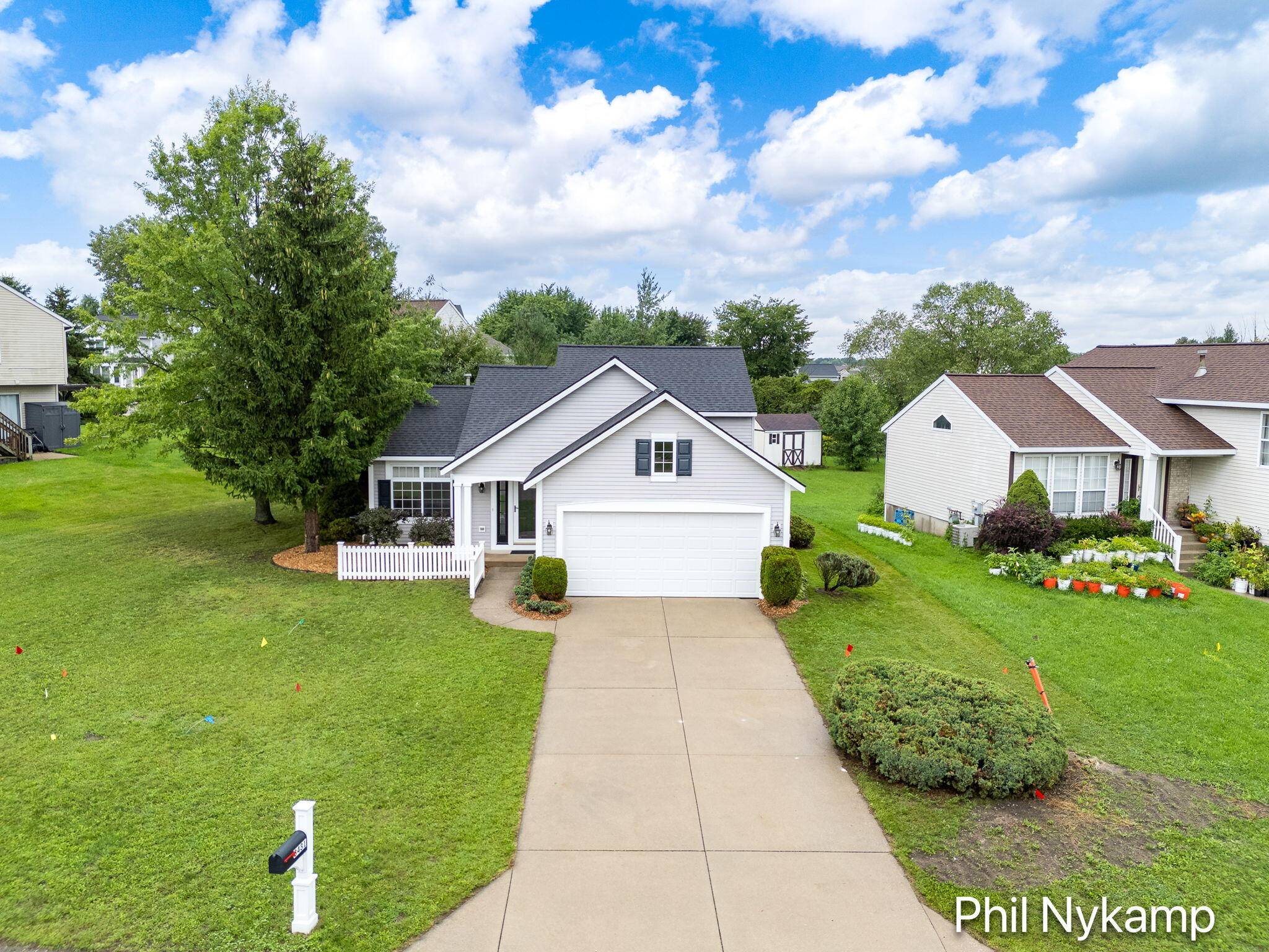 3431 Clear View DR, Holland Twp, MI 49424