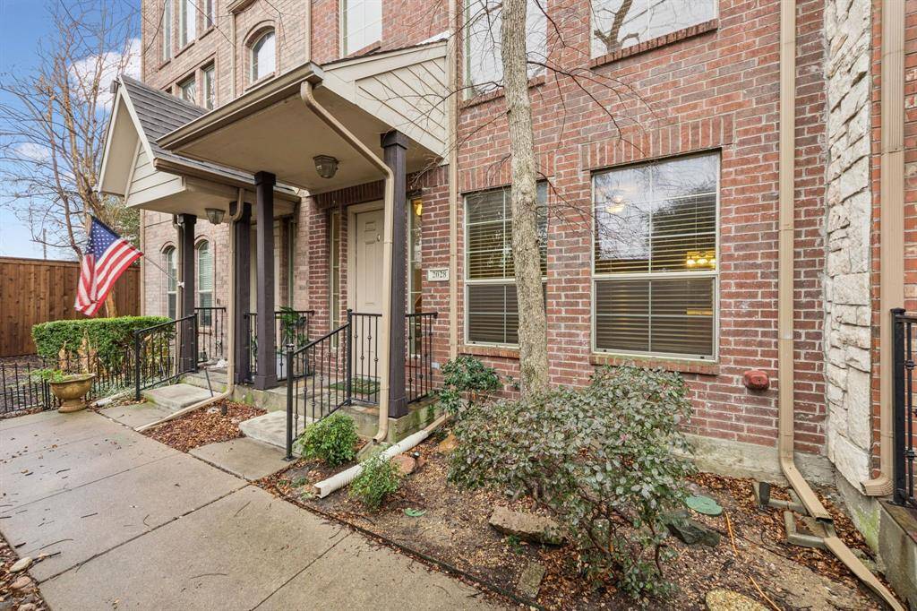 2028 N Haskell Avenue, Dallas, TX 75204