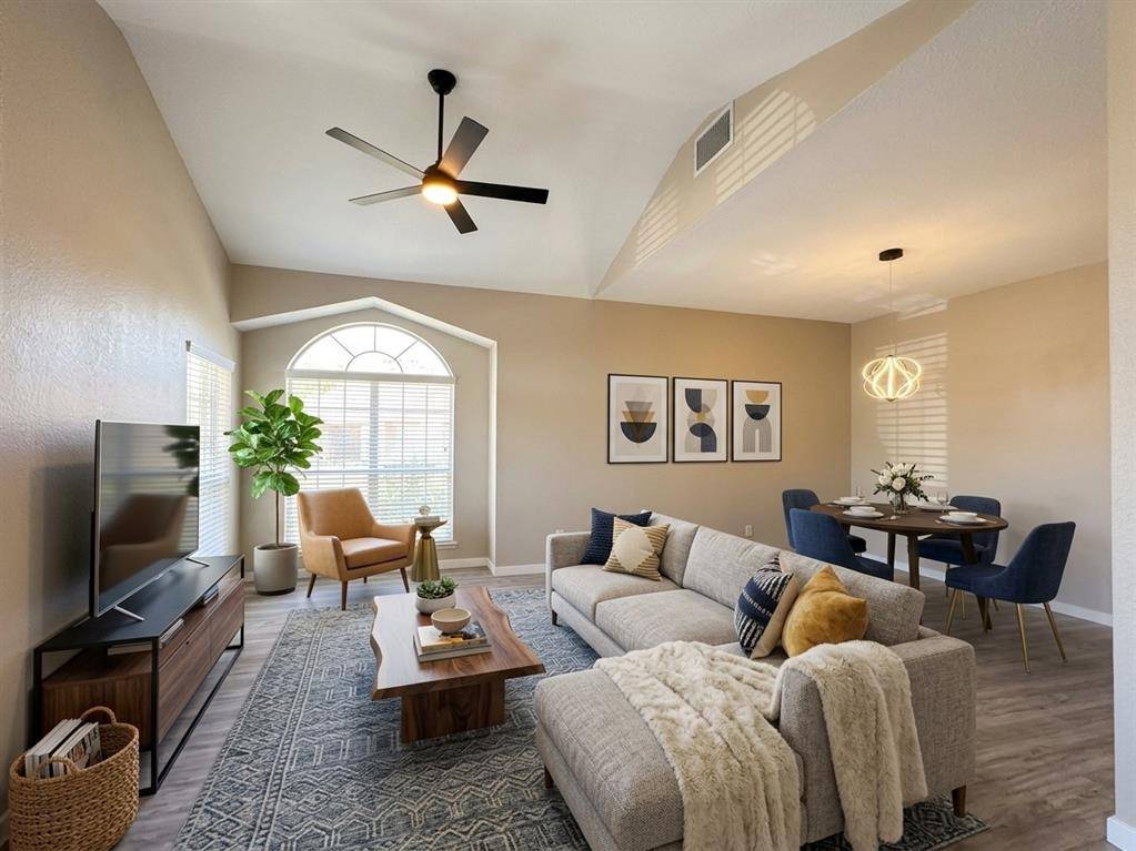4040 Staghorn Circle N, Fort Worth, TX 76137