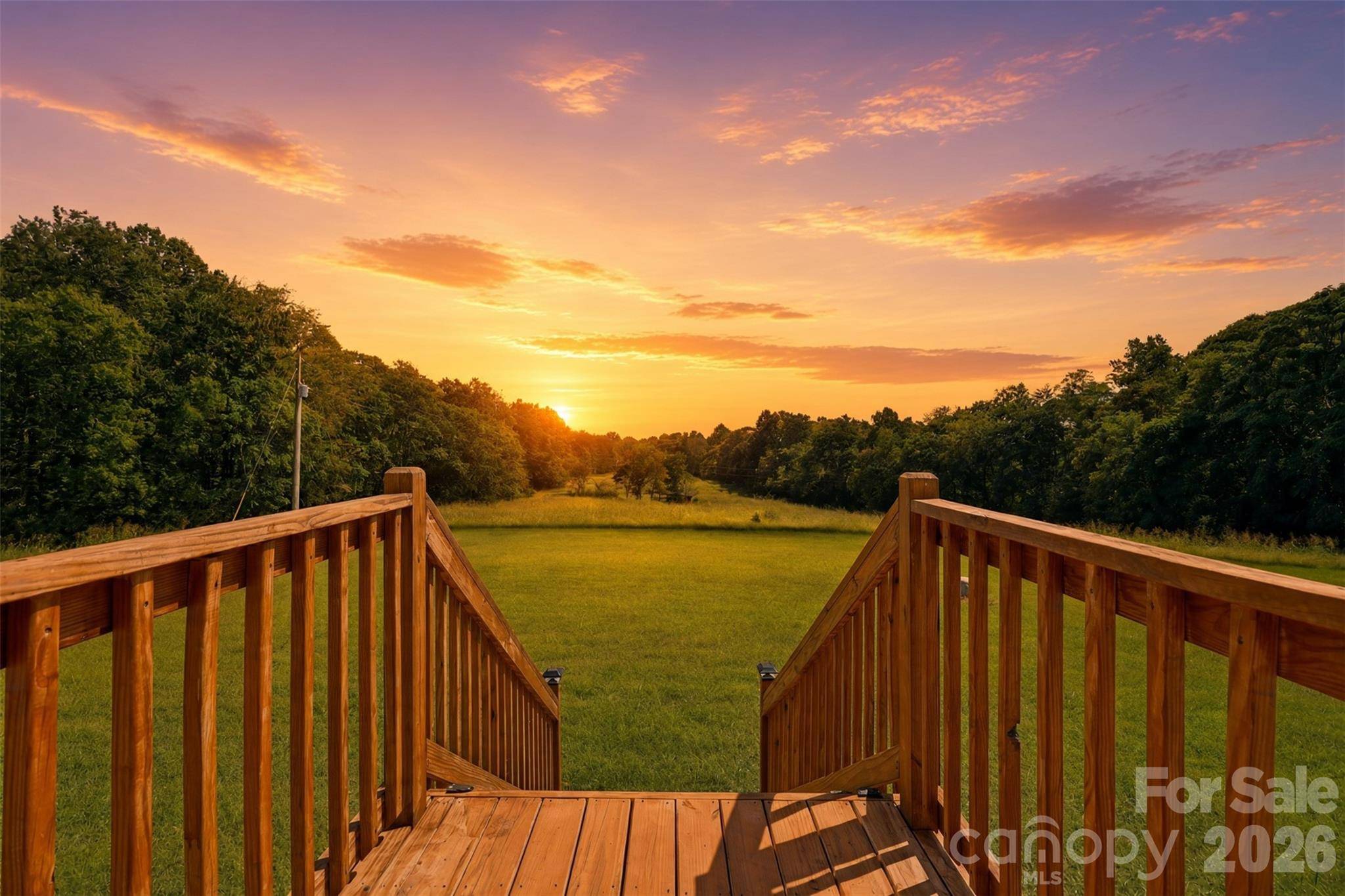 591 Moore LN, Taylorsville, NC 28681