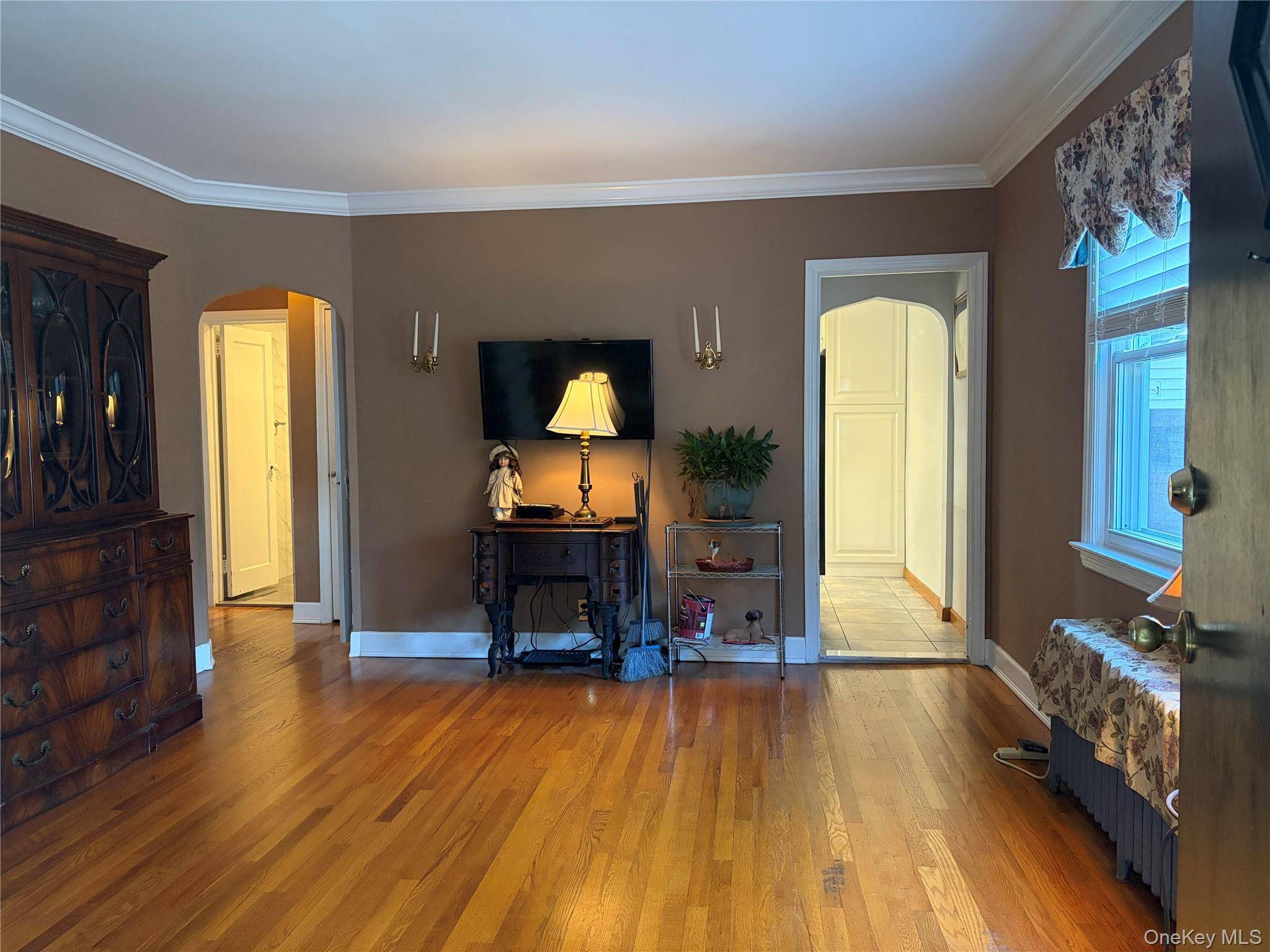 8456 252nd ST, Bellerose, NY 11426