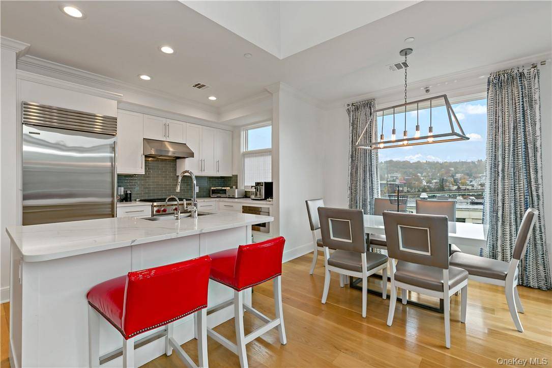 45 Hudson View Way WAY #400, Tarrytown, NY 10591