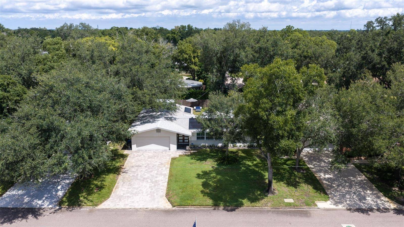 1423 42ND AVE N, St Petersburg, FL 33703