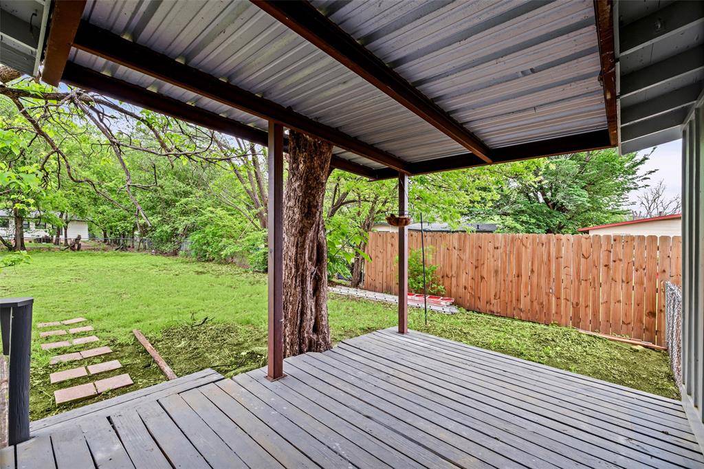 203 S Lancaster Street, Granbury, TX 76048