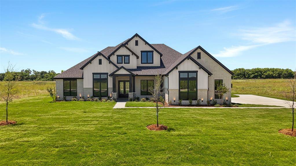 152 Aanya Lane, Waxahachie, TX 75165