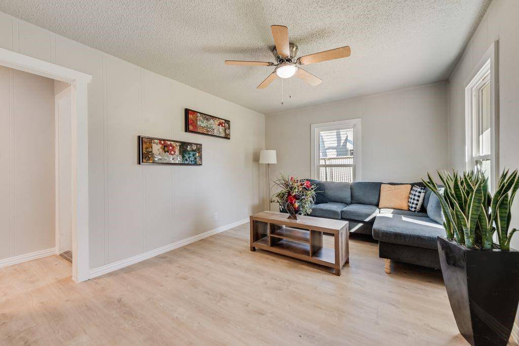 5074 Mayfair Street, Fort Worth, TX 76116