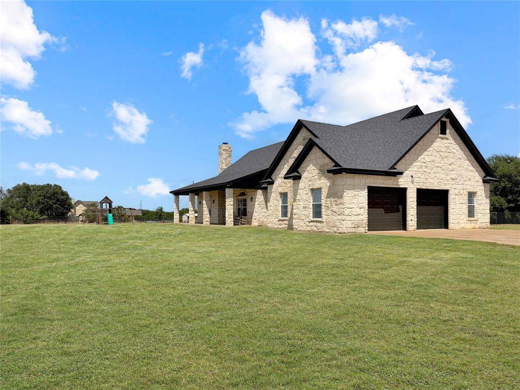 1008 Bosque Ridge Road, Crawford, TX 76638