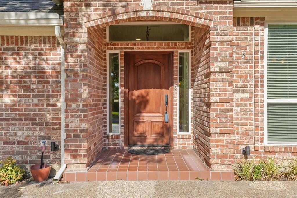 2817 Naples Drive, Hurst, TX 76054
