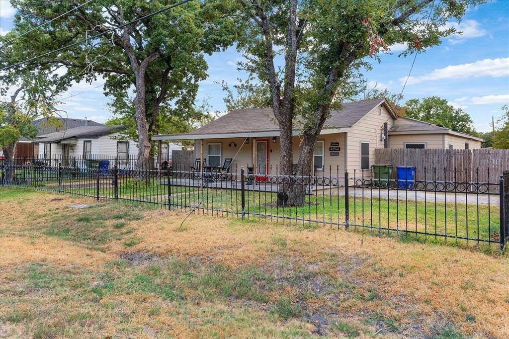 2801 Crystal Drive, Balch Springs, TX 75180