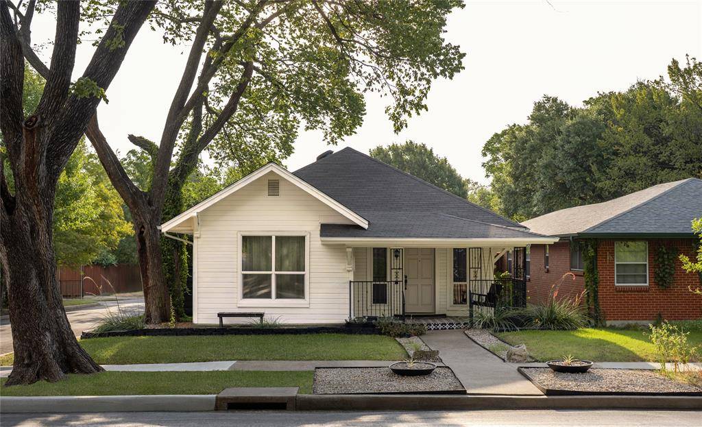 938 N Clinton Avenue, Dallas, TX 75208