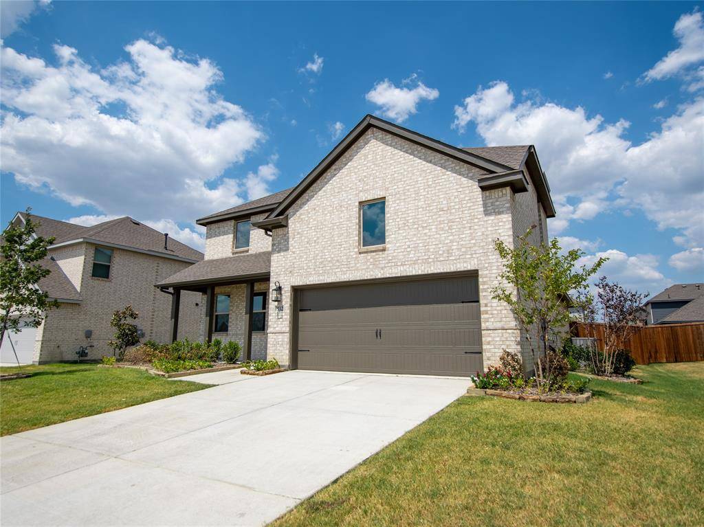 532 Brookside Drive, Van Alstyne, TX 75495