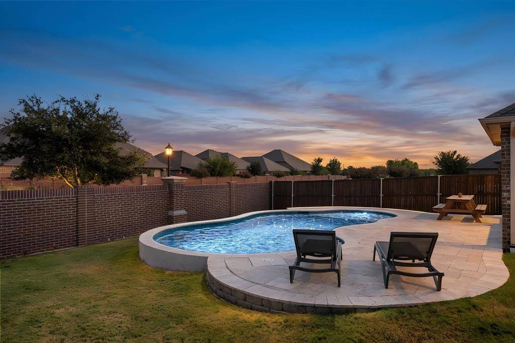 244 Jefferson Lane, Fate, TX 75189