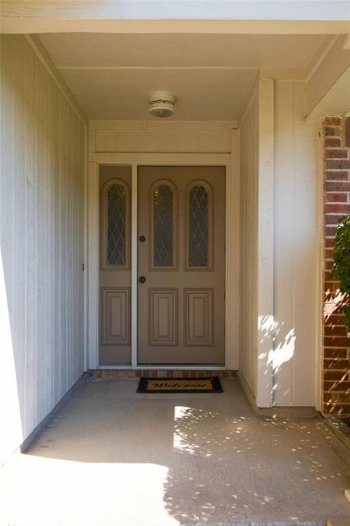 3516 Primrose Lane, Bedford, TX 76021