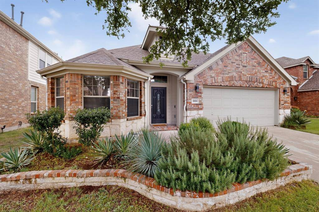 905 Lake Grove Drive, Little Elm, TX 75068
