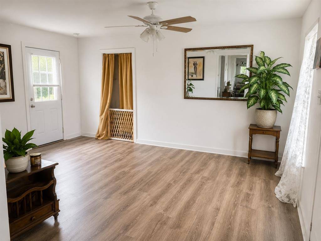 4000 Fitzhugh Avenue, Fort Worth, TX 76105