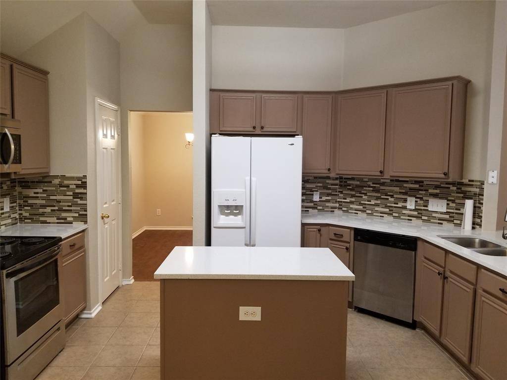 5598 Carrington Drive, Richardson, TX 75082