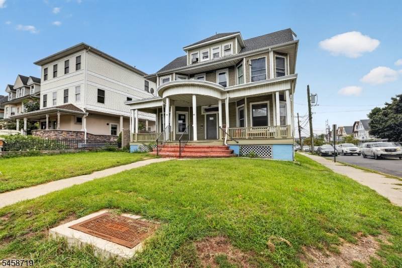 163 Livingston Ave, New Brunswick City, NJ 08901