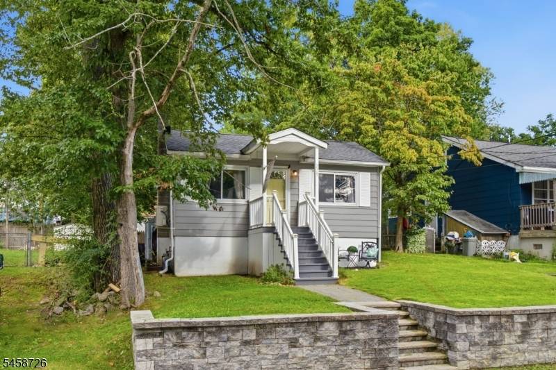 219 Knox Way, Hopatcong Boro, NJ 07843